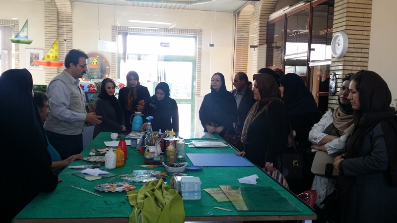 بازدید انجمن بانوان نیکوکار از موسسه کهریزک